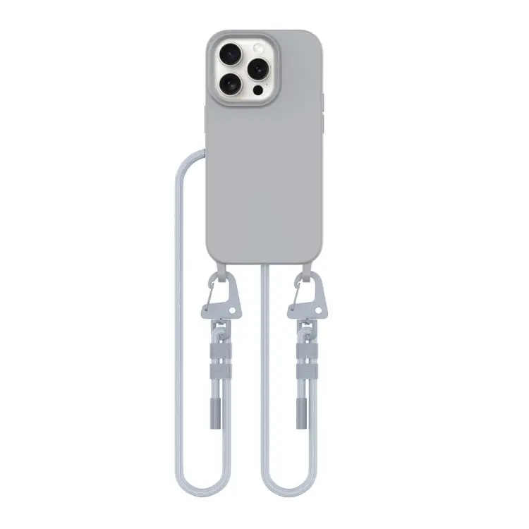 Szare etui z białym sznurkiem crossbody. Wbudowany pierścień magnetyczny MagSafe idealny do mocowania akcesoriów. Wygodny sznurek pozwala na noszenie iPhone 15 Pro, chroniąc go przed upadkami.