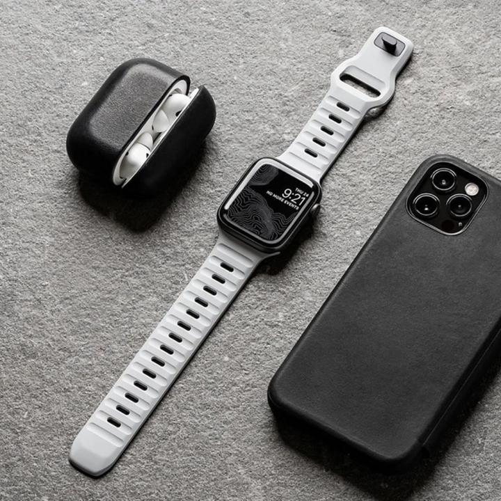 TECH-PROTECT ICONBAND LINE APPLE WATCH 6 / 7 / 8 / 9 / 10 / SE / ULTRA 1 / 2 (44 / 45 / 46 / 49 MM) BLACK