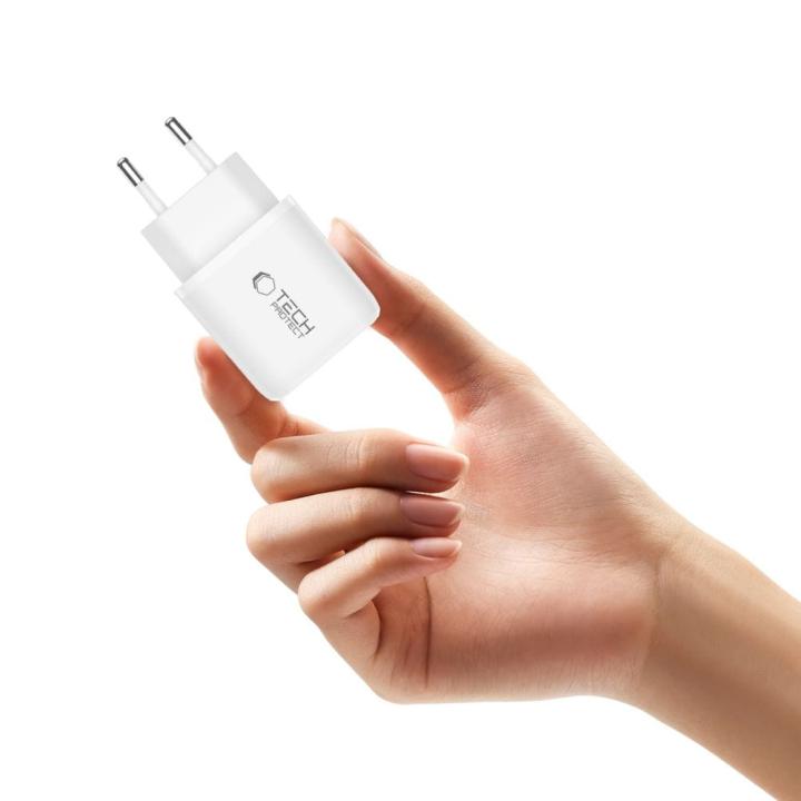 TECH-PROTECT NCA30 2-PORT NETWORK CHARGER PD 30W / QC3.0 + LIGHTNING CABLE WHITE